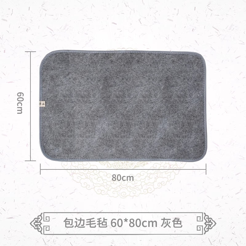 Thickened anti-dirty felt pad for calligraphy and Chinese painting