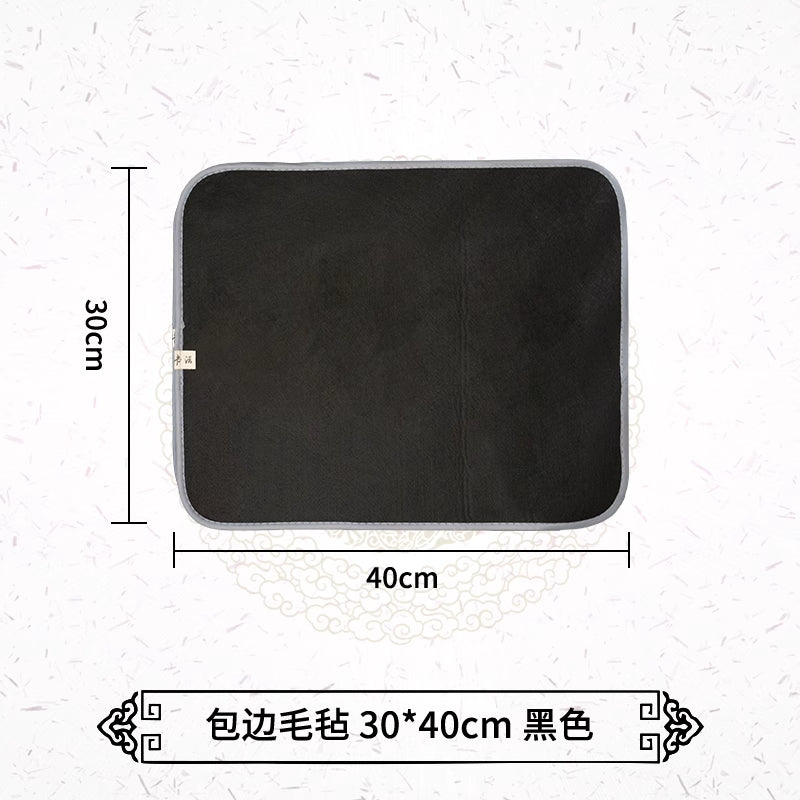 Thickened anti-dirty felt pad for calligraphy and Chinese painting